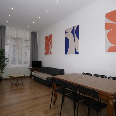 Вилла St Thomas House Антверпен Экстерьер фото