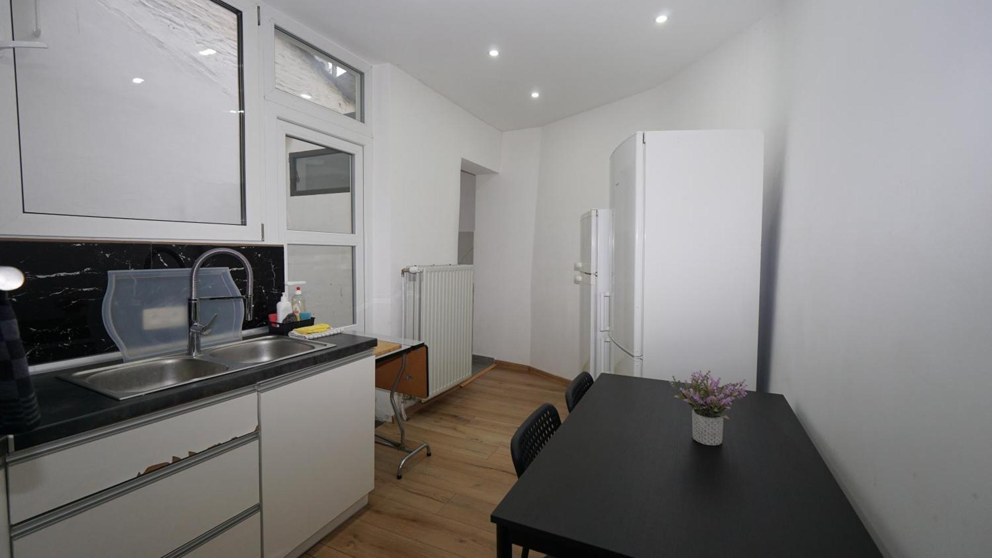 Вилла St Thomas House Антверпен Экстерьер фото